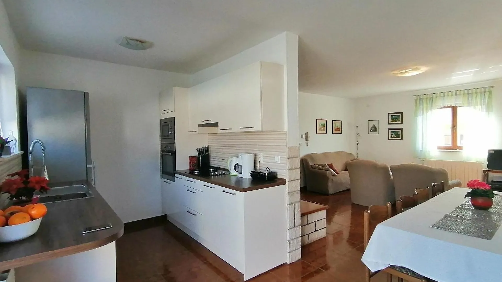 Geraeumiges Ferienhaus Mit 4 Schlafzimmern Und Privatem Pool Juršići