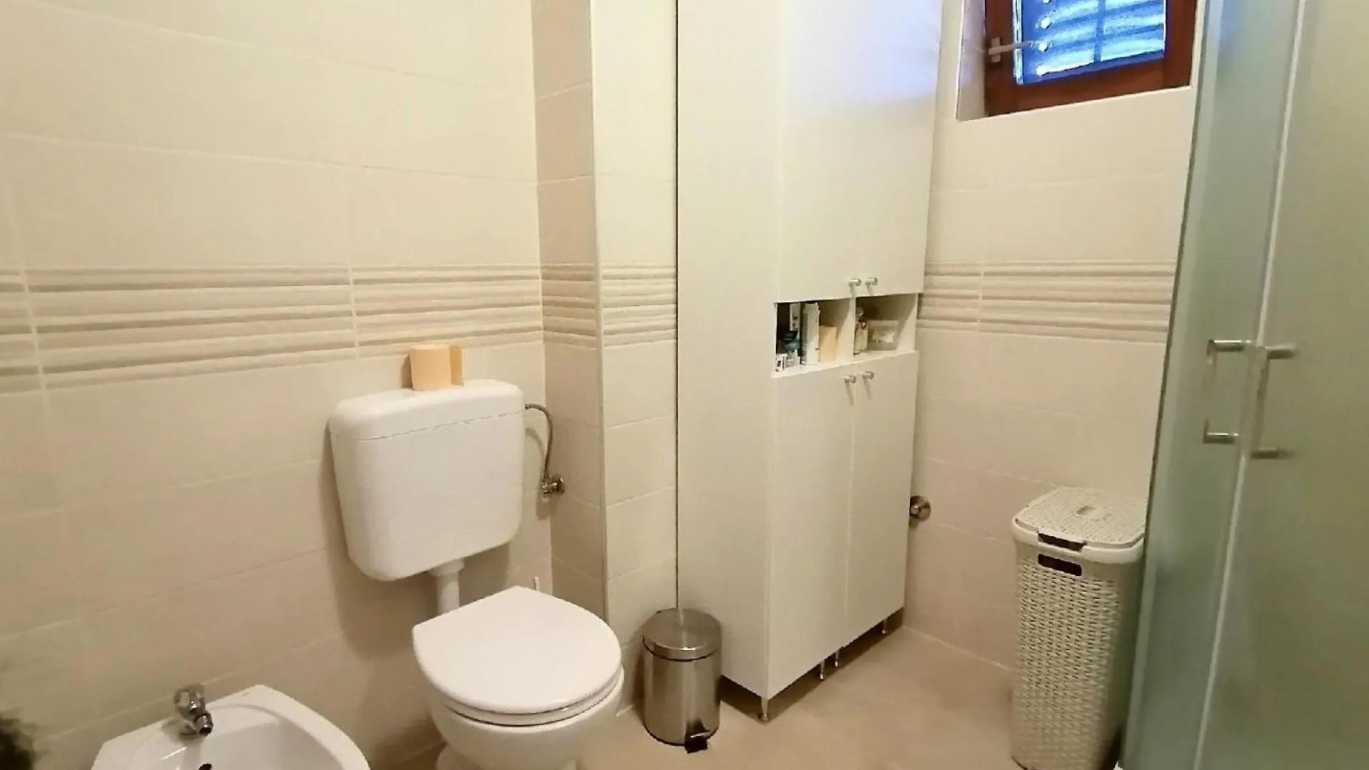 Geraeumiges Ferienhaus Mit 4 Schlafzimmern Und Privatem Pool Jursici 0*,  Croatia