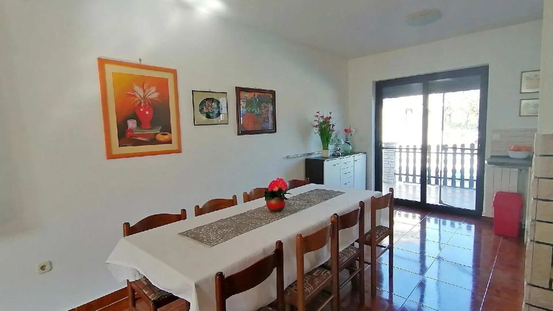 Geraeumiges Ferienhaus Mit 4 Schlafzimmern Und Privatem Pool Jursici Holiday home